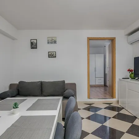 Apartments D Krk Town Kültér fotó
